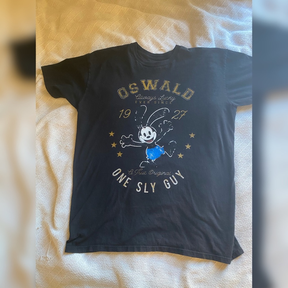 Disney's Oswald The Lucky Rabbit T-Shirt (Men's L)